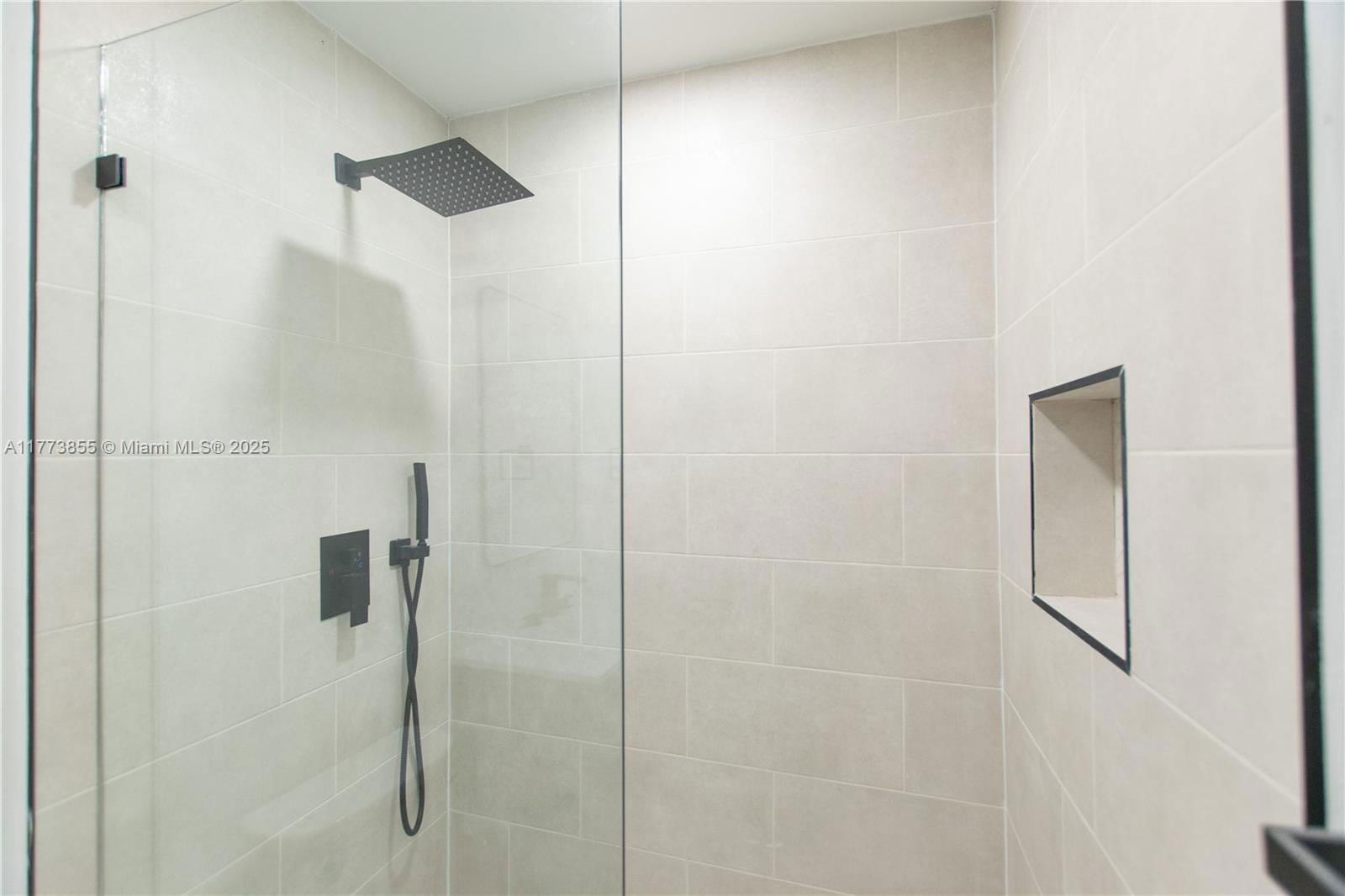 Real estate property located at 2475 95th Ter, Miami-dade, Acme Gulfair, Miami, FL