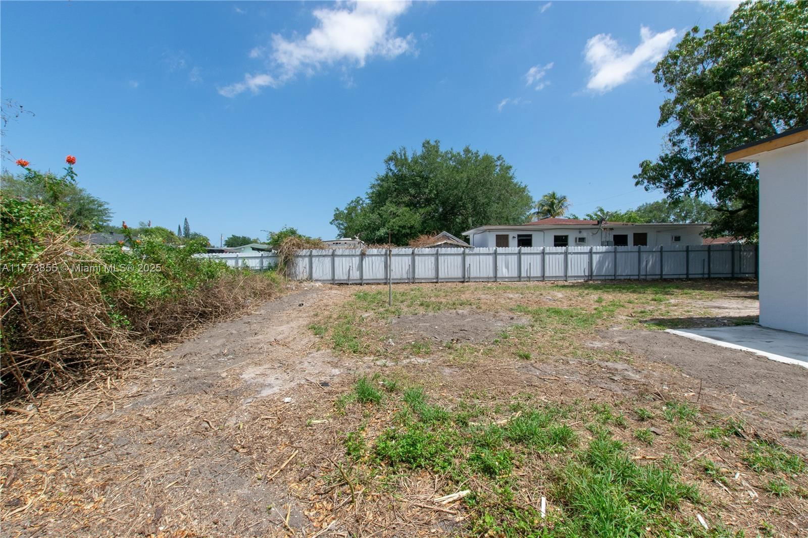 Real estate property located at 2475 95th Ter, Miami-dade, Acme Gulfair, Miami, FL