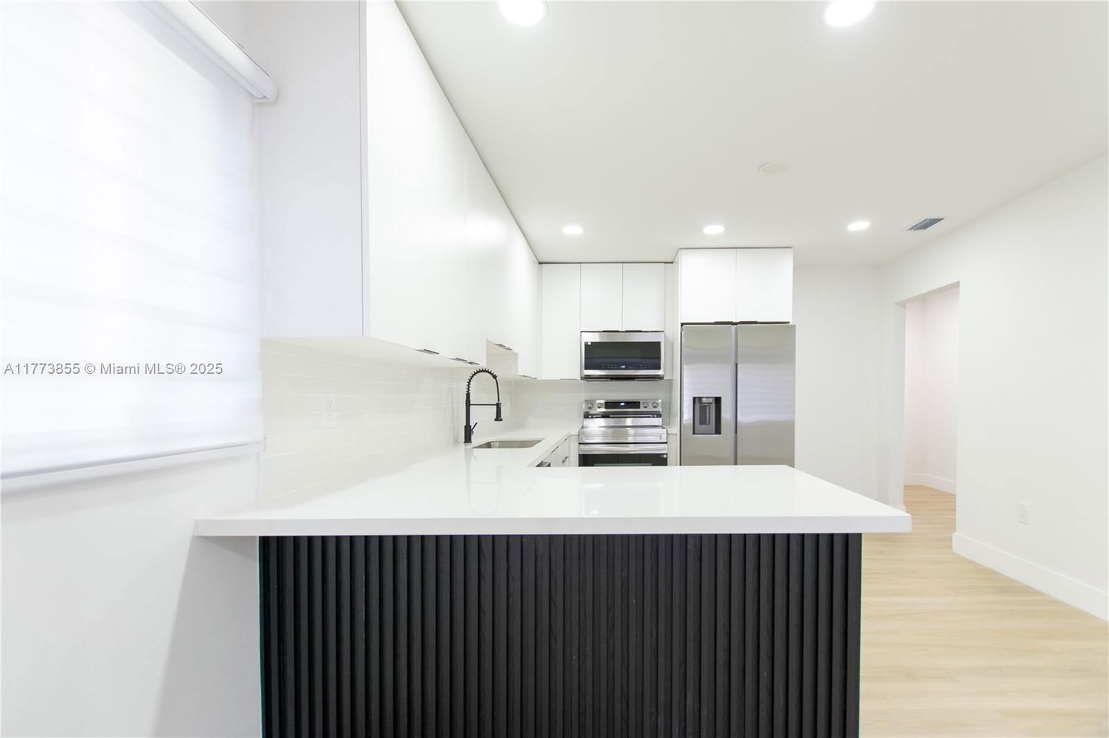 Real estate property located at 2475 95th Ter, Miami-dade, Acme Gulfair, Miami, FL