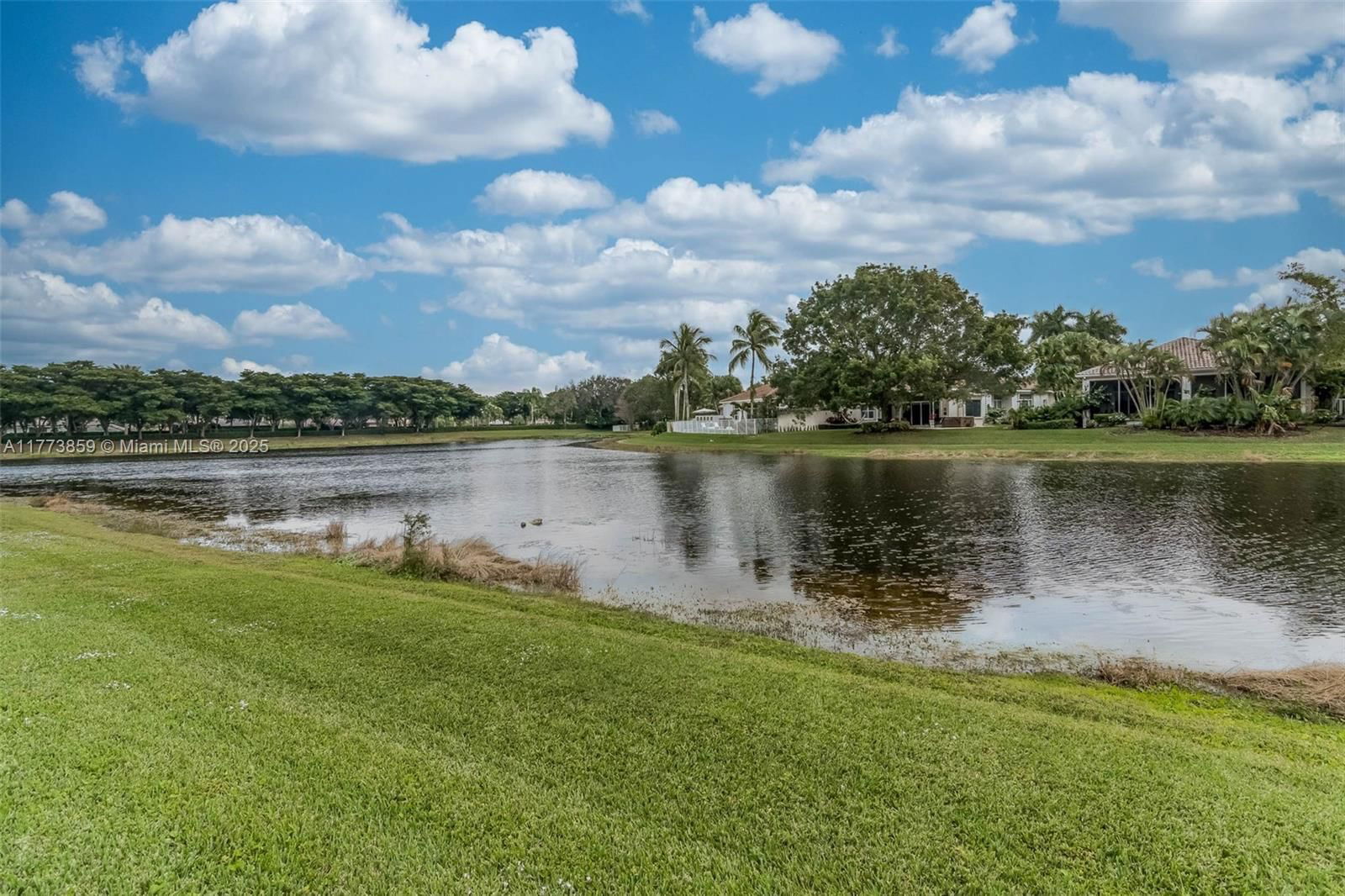 Real estate property located at 2426 Deer Creek Rd, Broward, Sector 7-parcel N-1, Weston, FL