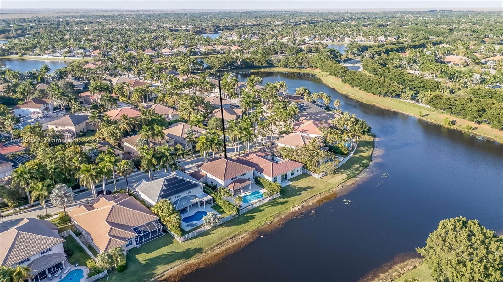 Real estate property located at 2426 Deer Creek Rd, Broward, Sector 7-parcel N-1, Weston, FL
