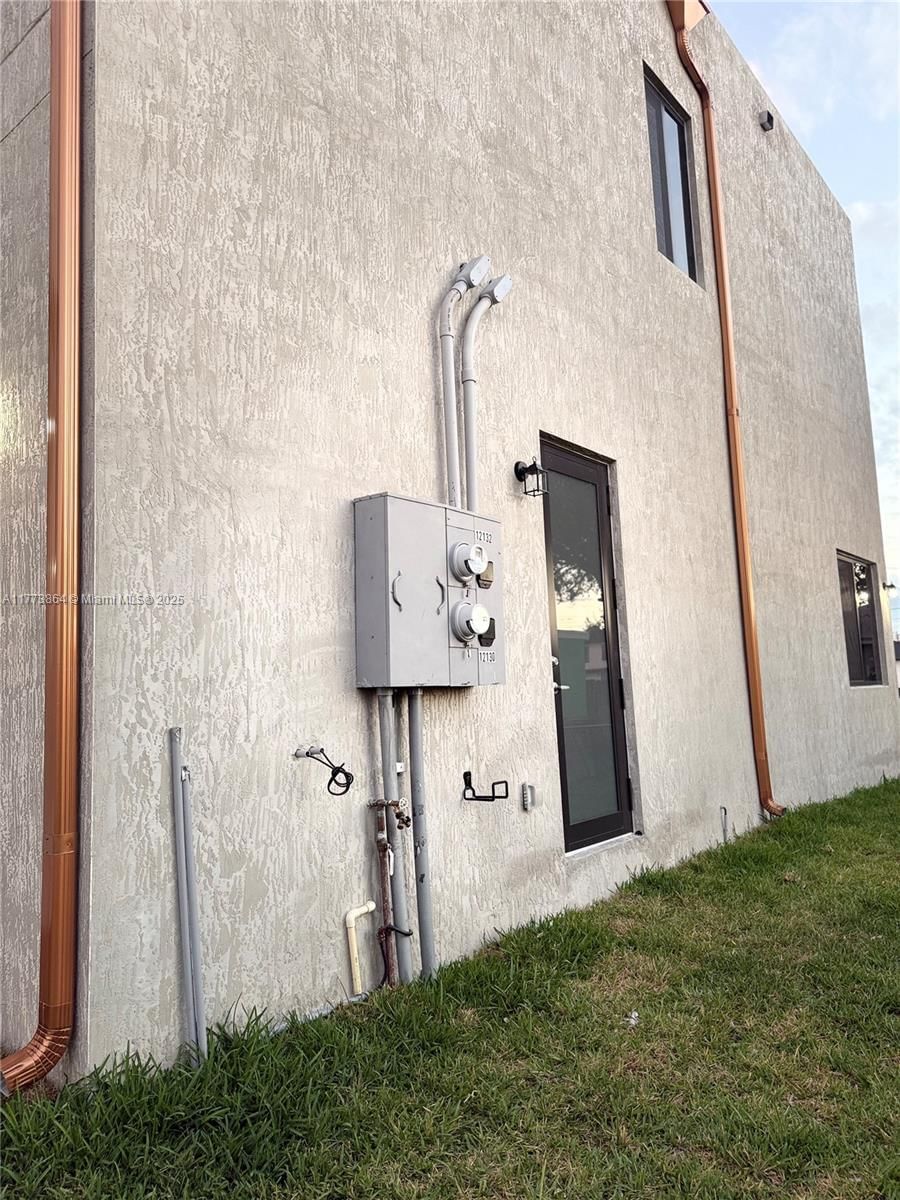 Real estate property located at 12130 SW 212TH ST, Miami-dade, Dixie Pines, Miami, FL