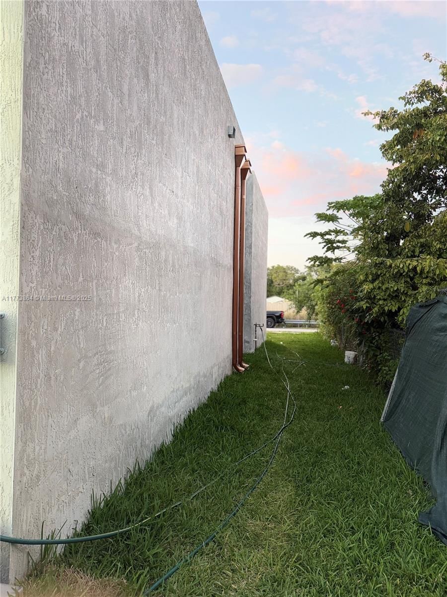 Real estate property located at 12130 SW 212TH ST, Miami-dade, Dixie Pines, Miami, FL