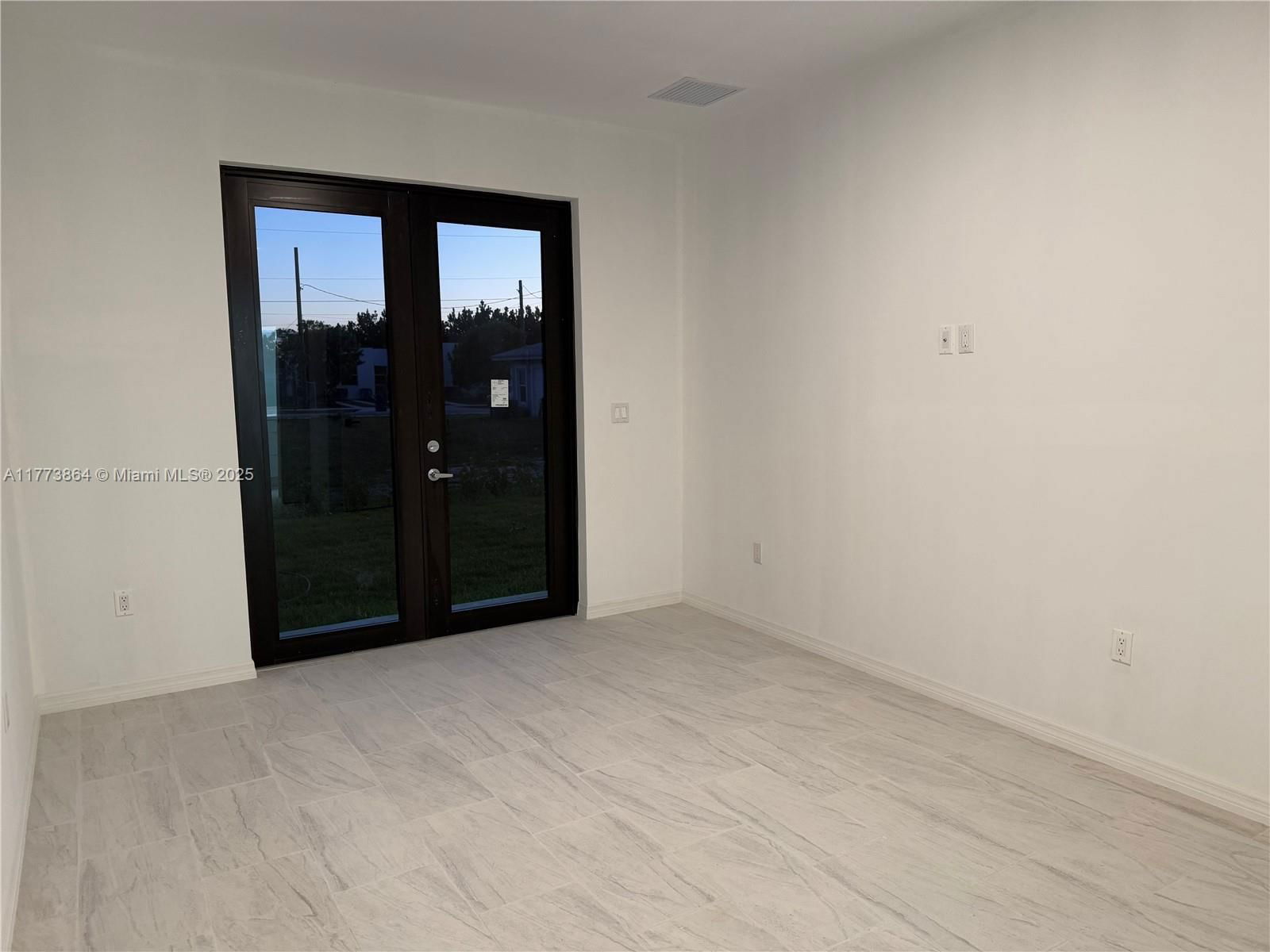 Real estate property located at 12130 SW 212TH ST, Miami-dade, Dixie Pines, Miami, FL