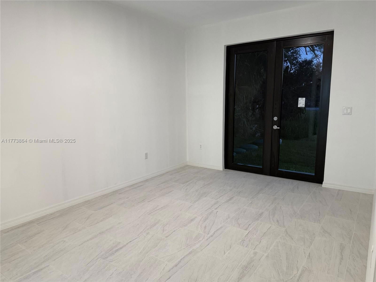 Real estate property located at 12130 SW 212TH ST, Miami-dade, Dixie Pines, Miami, FL
