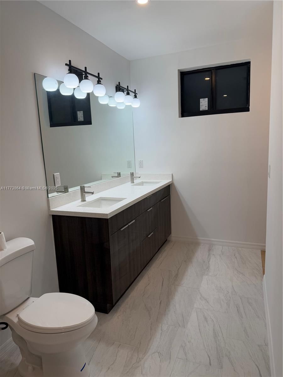 Real estate property located at 12130 SW 212TH ST, Miami-dade, Dixie Pines, Miami, FL