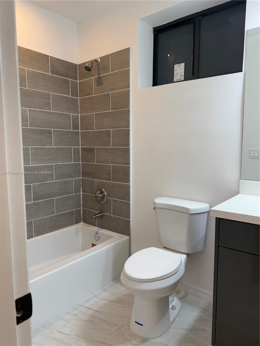 Real estate property located at 12130 SW 212TH ST, Miami-dade, Dixie Pines, Miami, FL