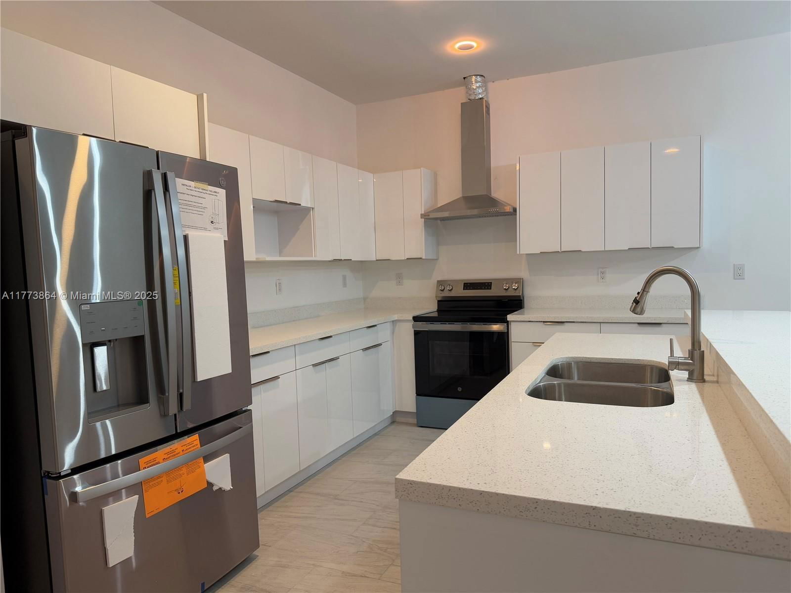 Real estate property located at 12130 SW 212TH ST, Miami-dade, Dixie Pines, Miami, FL