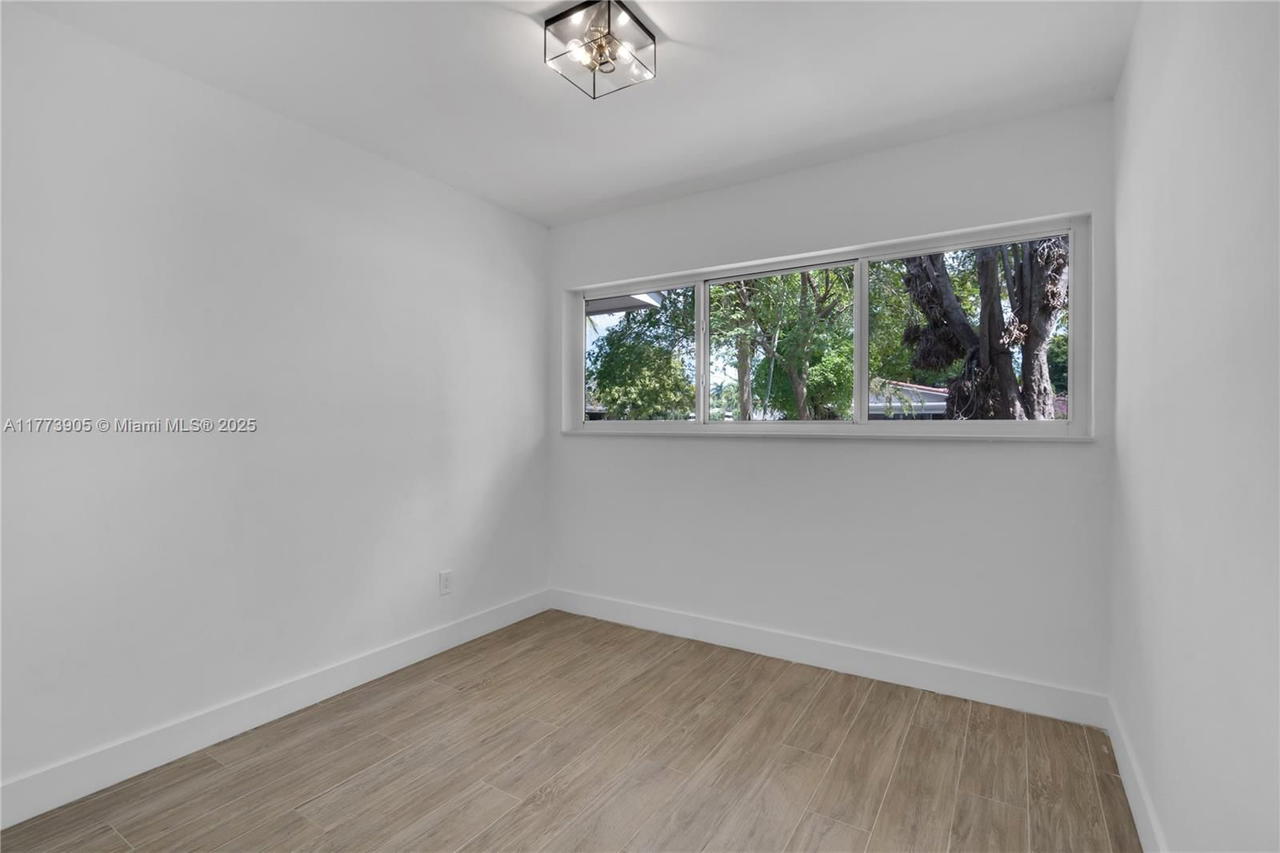Real estate property located at 5354 9th Ave, Miami-dade, Palm Springs 5th Addn Sec, Hialeah, FL