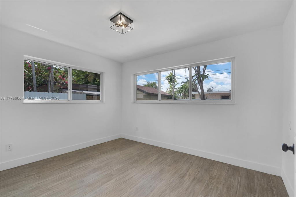 Real estate property located at 5354 9th Ave, Miami-dade, Palm Springs 5th Addn Sec, Hialeah, FL