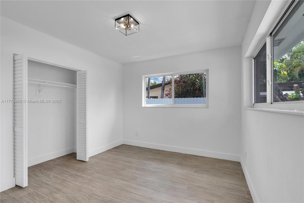 Real estate property located at 5354 9th Ave, Miami-dade, Palm Springs 5th Addn Sec, Hialeah, FL