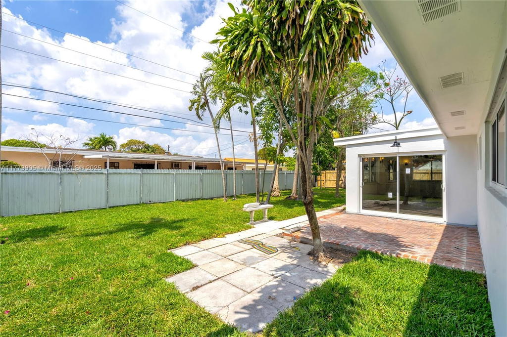 Real estate property located at 5354 9th Ave, Miami-dade, Palm Springs 5th Addn Sec, Hialeah, FL
