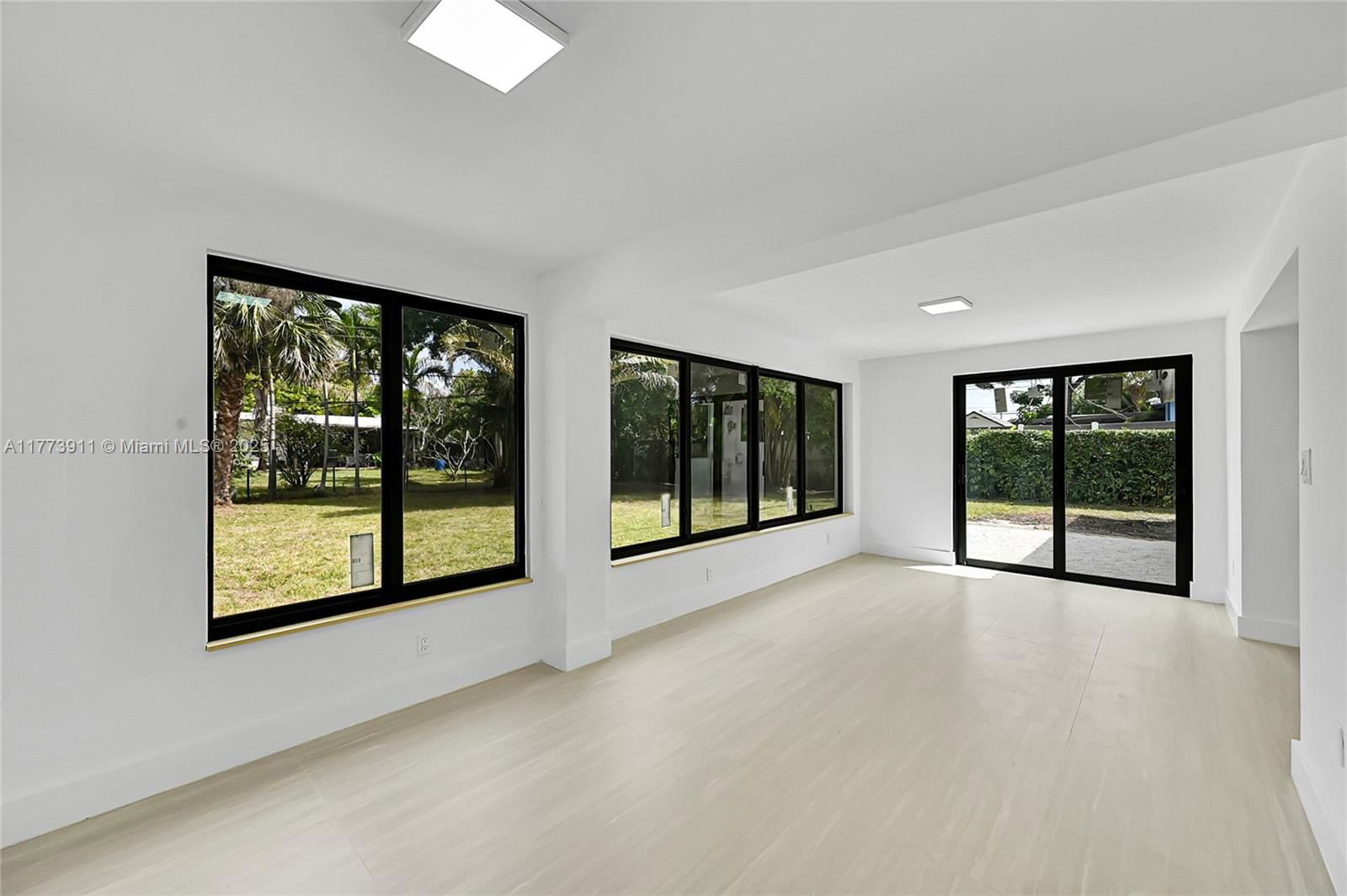 Real estate property located at 121 35th St, Broward, Lloyd Estates, Oakland Park, FL