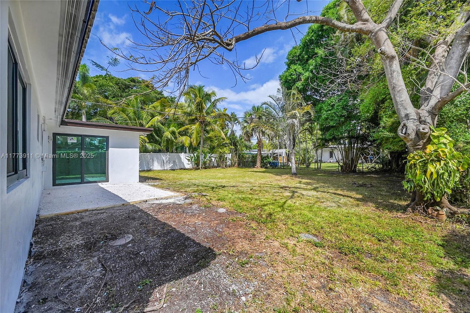 Real estate property located at 121 35th St, Broward, Lloyd Estates, Oakland Park, FL