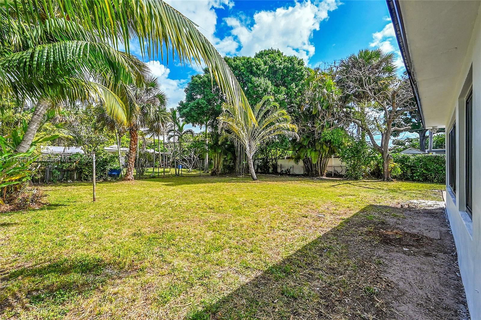 Real estate property located at 121 35th St, Broward, Lloyd Estates, Oakland Park, FL