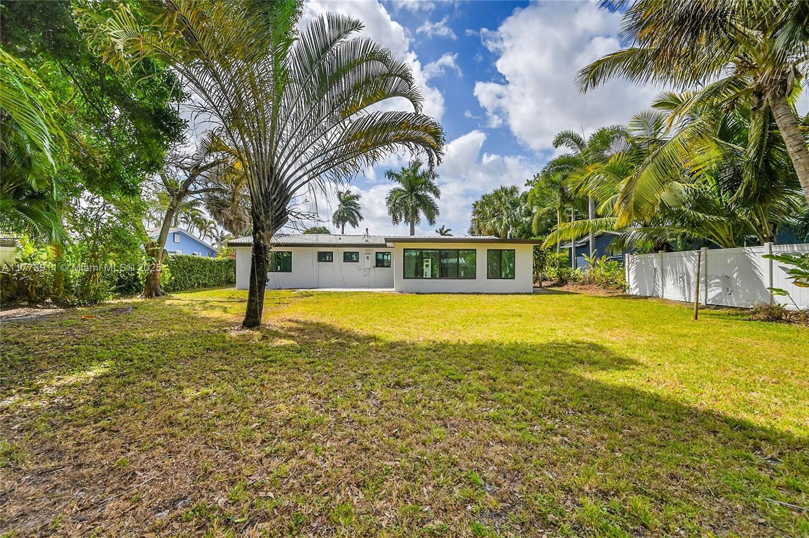 Real estate property located at 121 35th St, Broward, Lloyd Estates, Oakland Park, FL