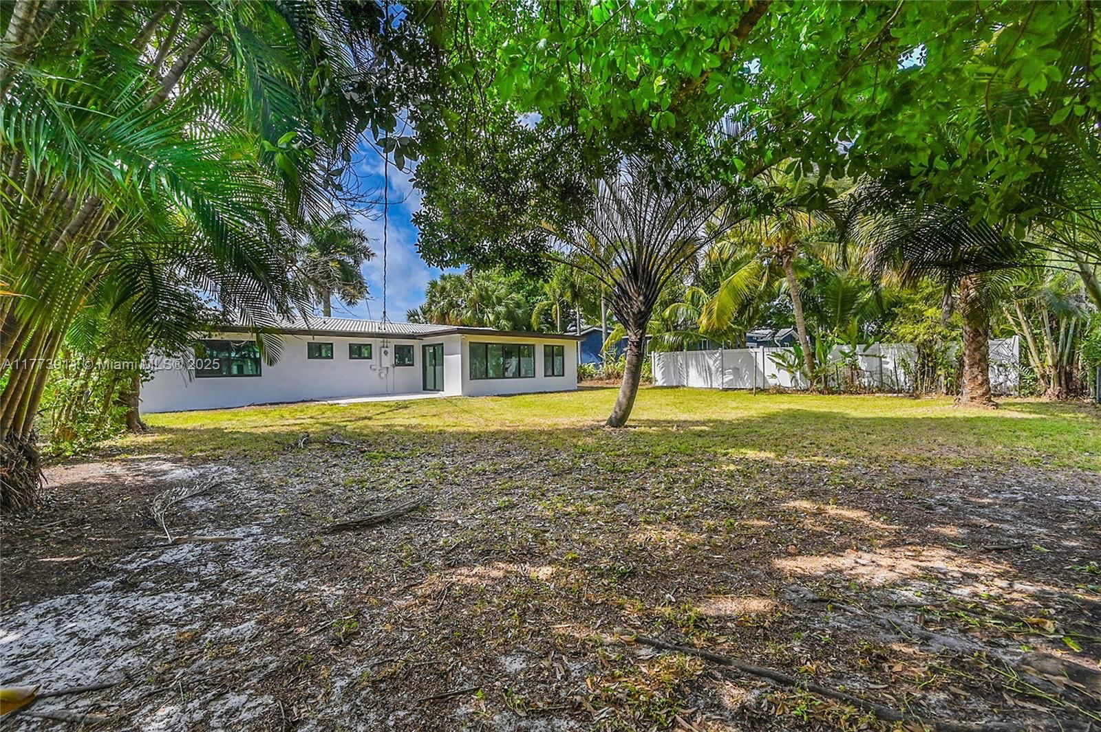 Real estate property located at 121 35th St, Broward, Lloyd Estates, Oakland Park, FL