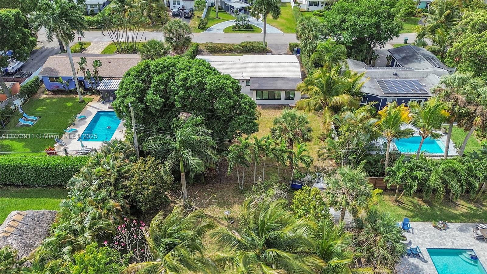 Real estate property located at 121 35th St, Broward, Lloyd Estates, Oakland Park, FL