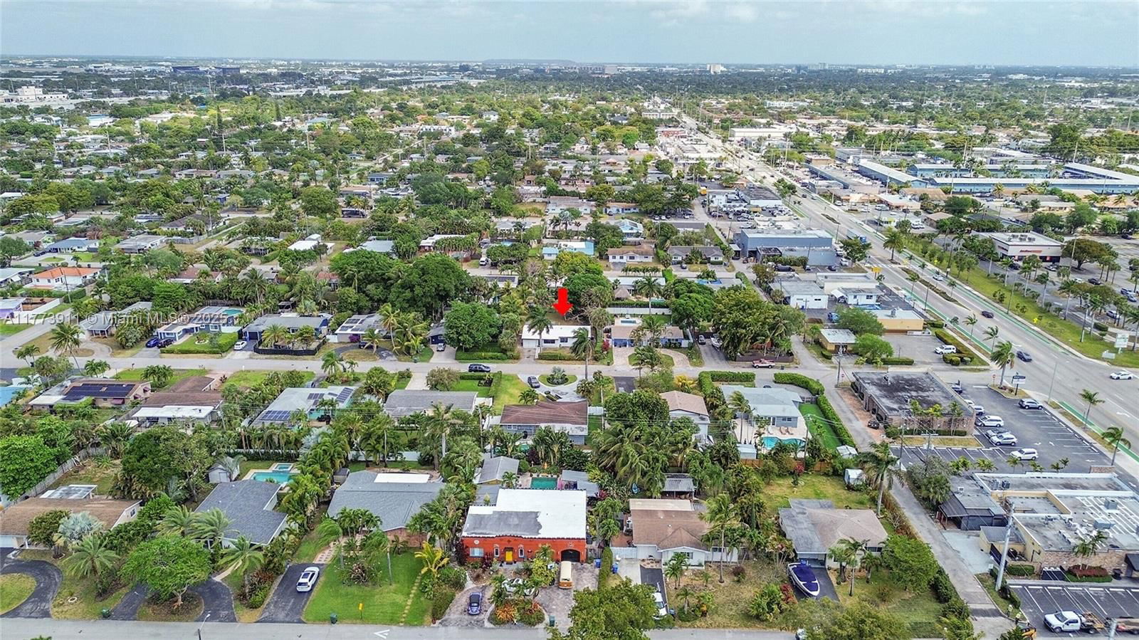 Real estate property located at 121 35th St, Broward, Lloyd Estates, Oakland Park, FL