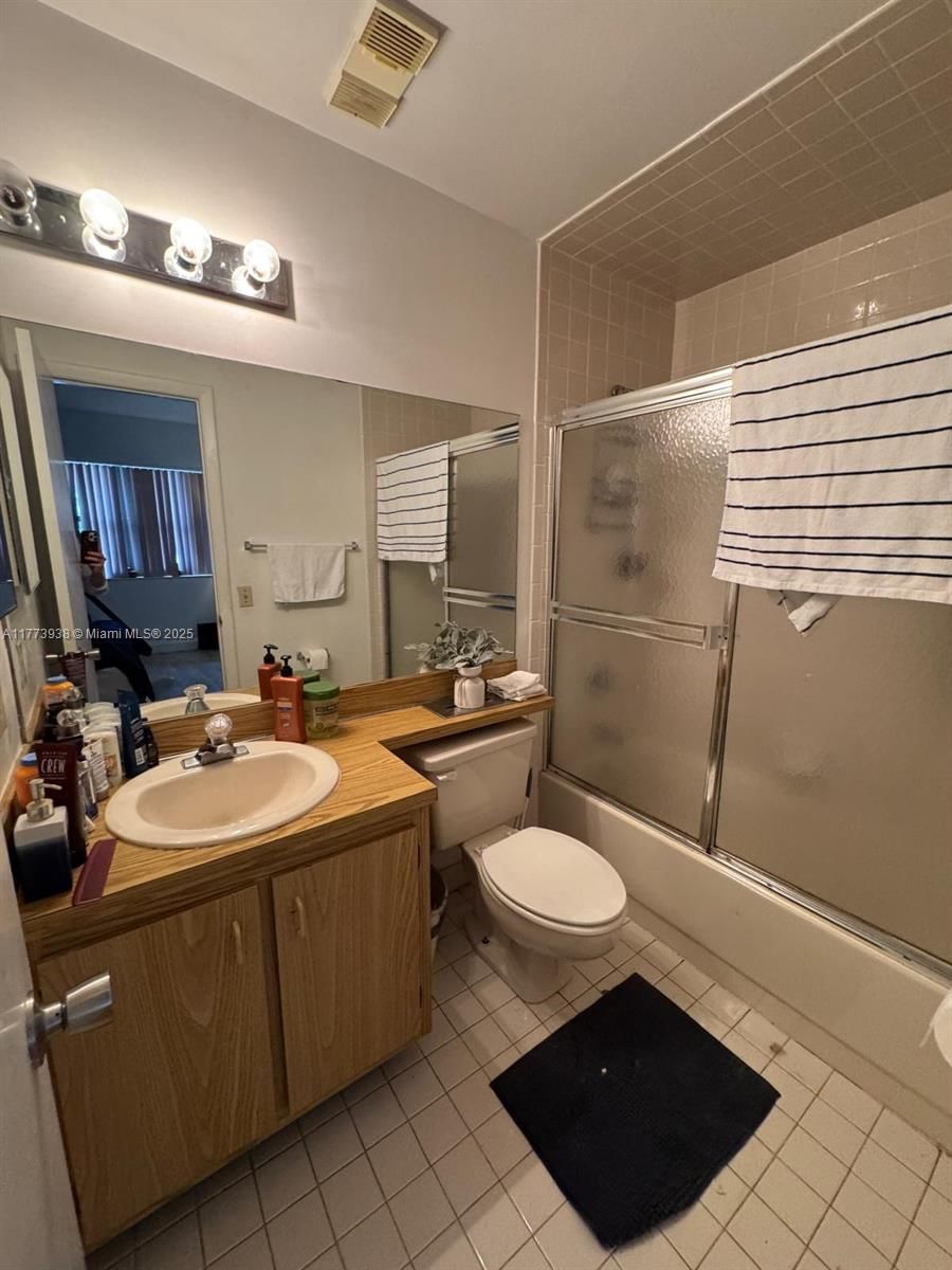Real estate property located at 9848 Nob Hill CT #9848, Broward, Welleby Shores, Sunrise, FL
