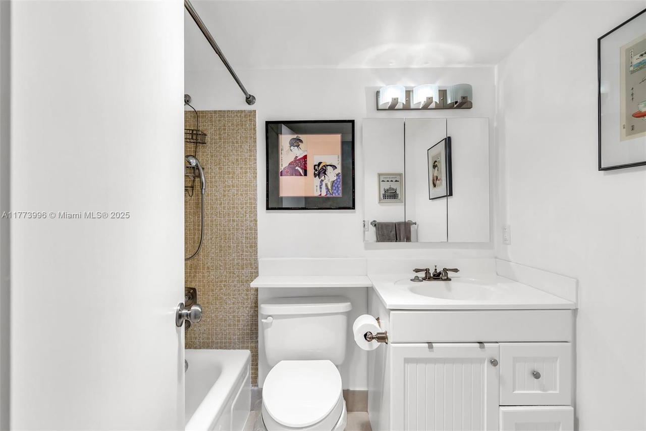 Real estate property located at 3031 Swansea B #3031, Broward, Swansea Condo, Deerfield Beach, FL