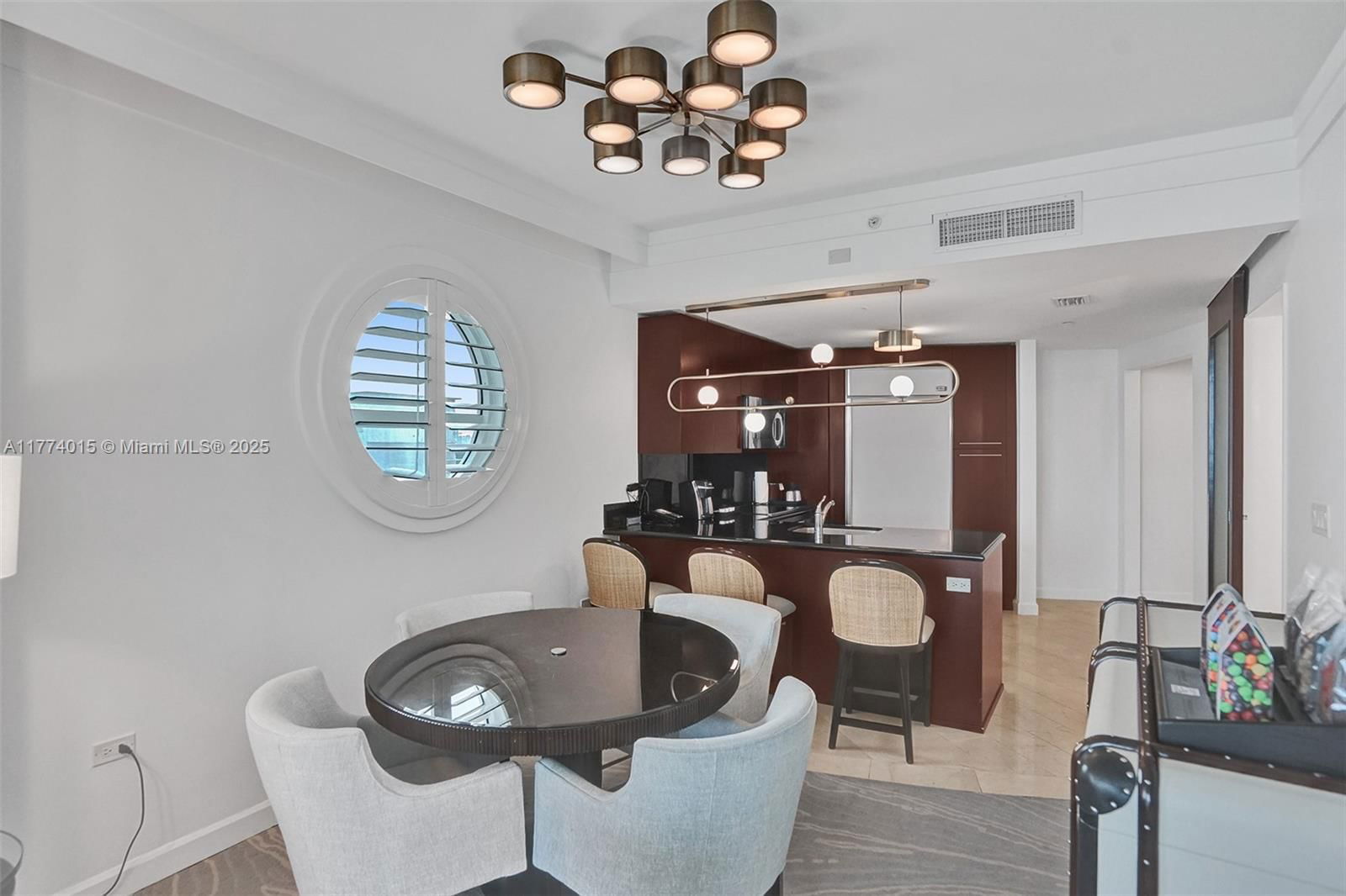 Real estate property located at 4391 Collins Ave #913/914, Miami-dade, Fontainebleau Iii, Miami Beach, FL