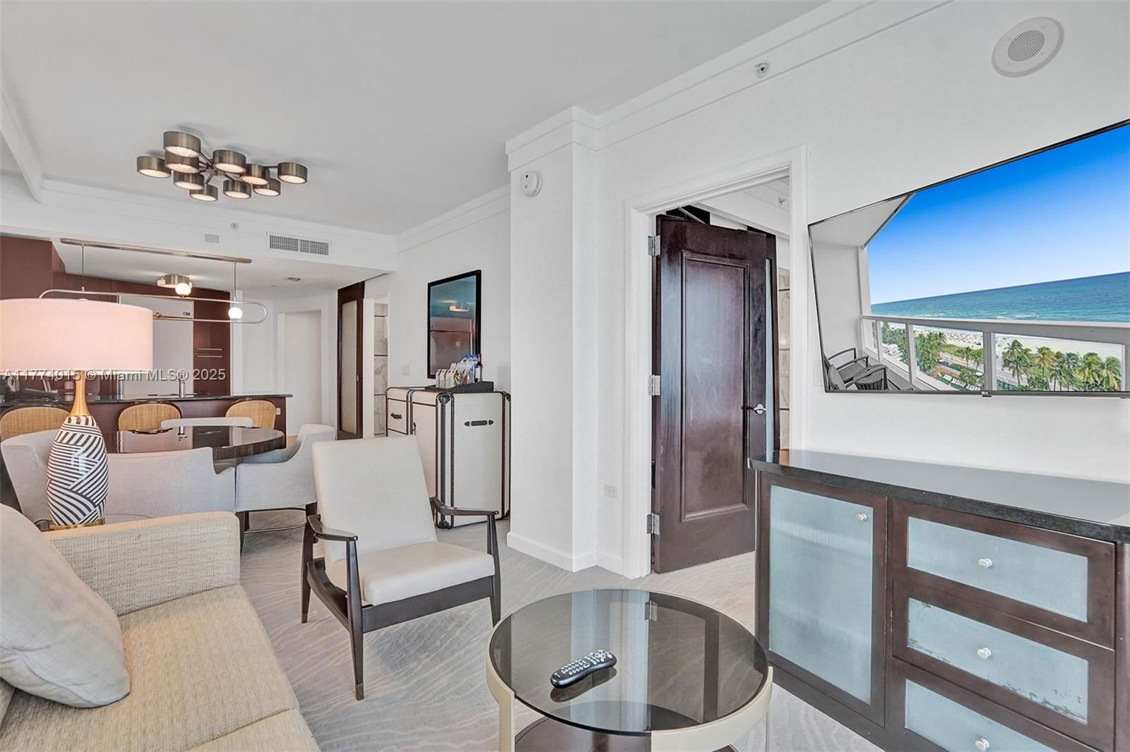 Real estate property located at 4391 Collins Ave #913/914, Miami-dade, Fontainebleau Iii, Miami Beach, FL
