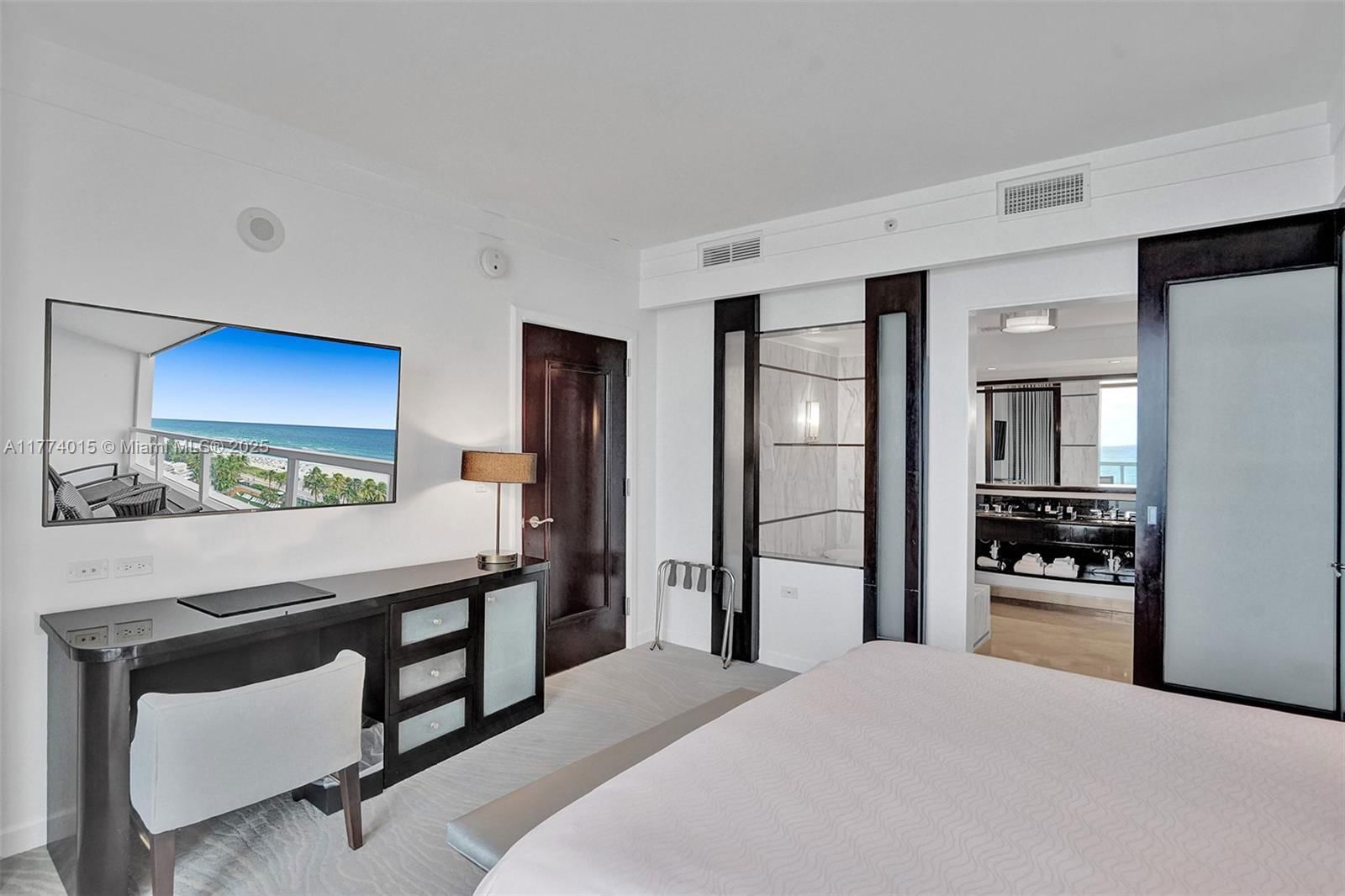 Real estate property located at 4391 Collins Ave #913/914, Miami-dade, Fontainebleau Iii, Miami Beach, FL
