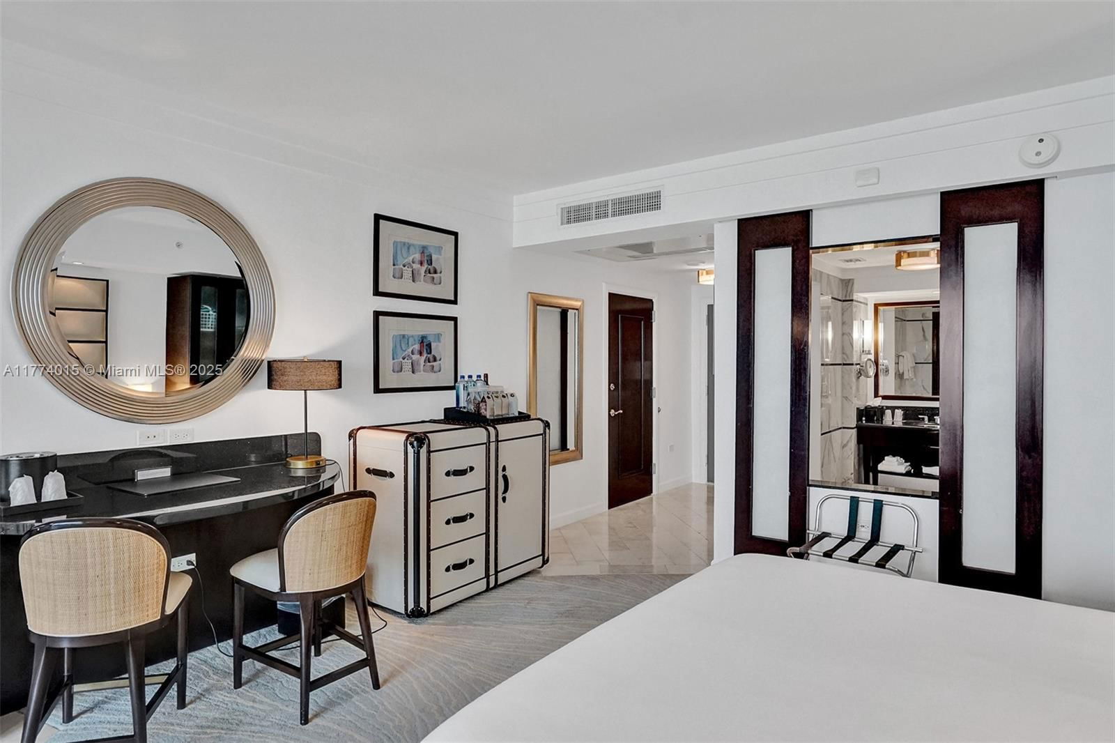 Real estate property located at 4391 Collins Ave #913/914, Miami-dade, Fontainebleau Iii, Miami Beach, FL