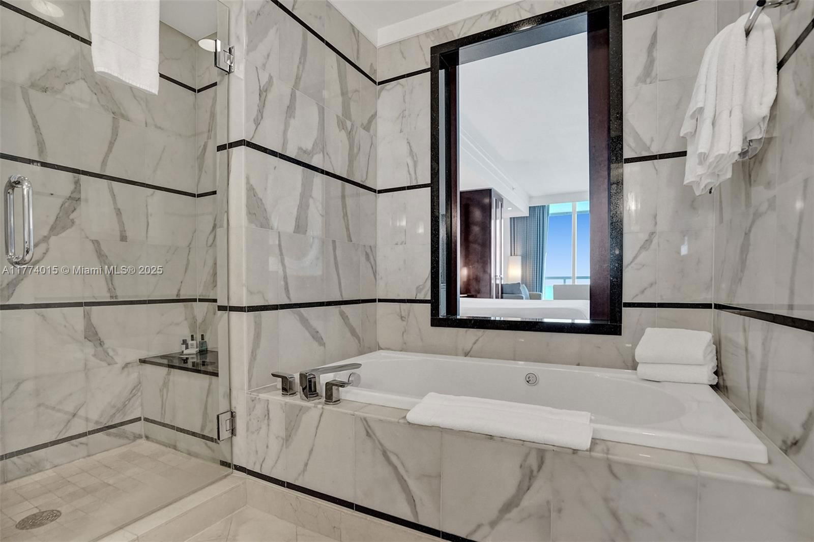 Real estate property located at 4391 Collins Ave #913/914, Miami-dade, Fontainebleau Iii, Miami Beach, FL