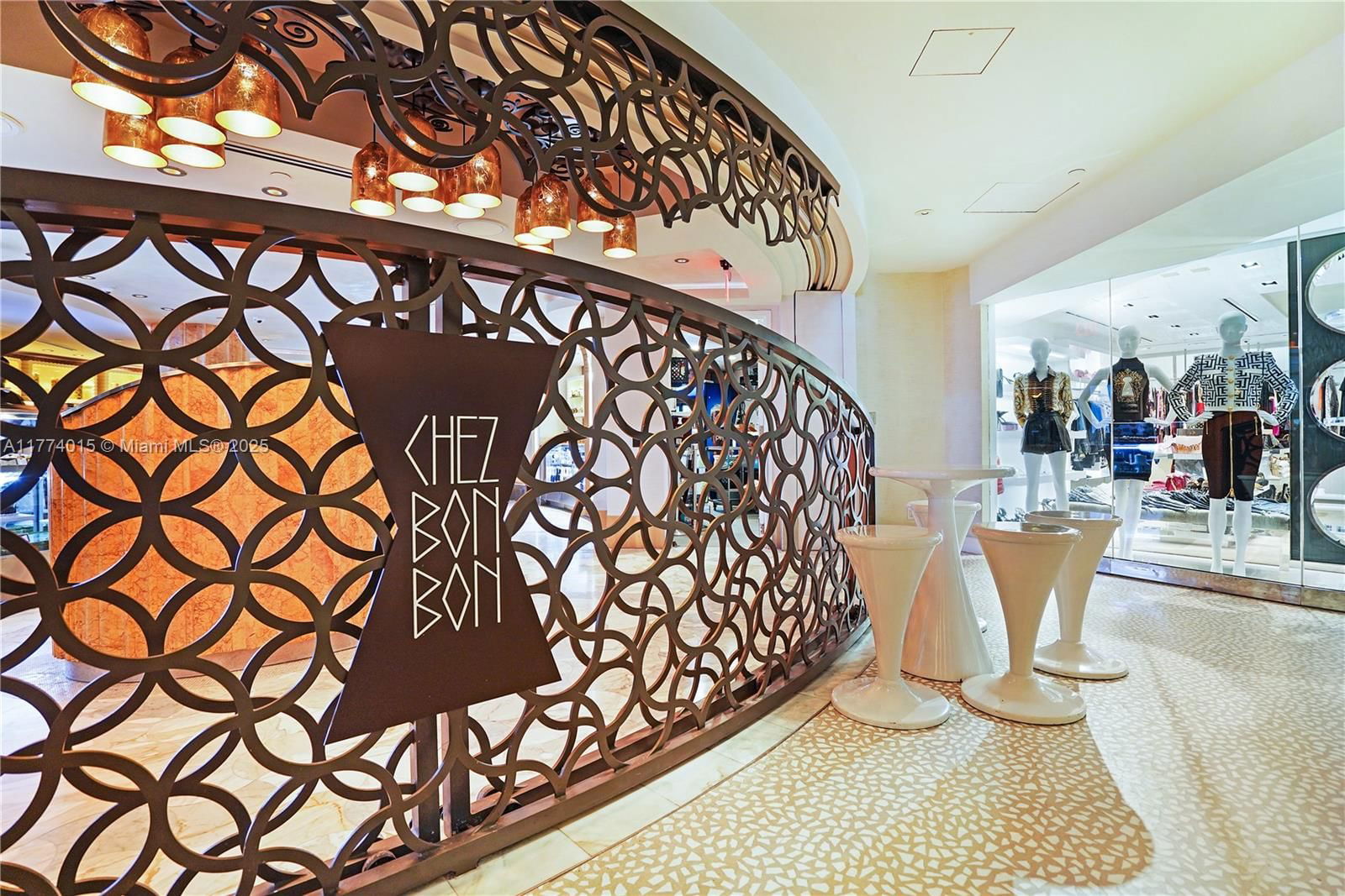 Real estate property located at 4391 Collins Ave #913/914, Miami-dade, Fontainebleau Iii, Miami Beach, FL