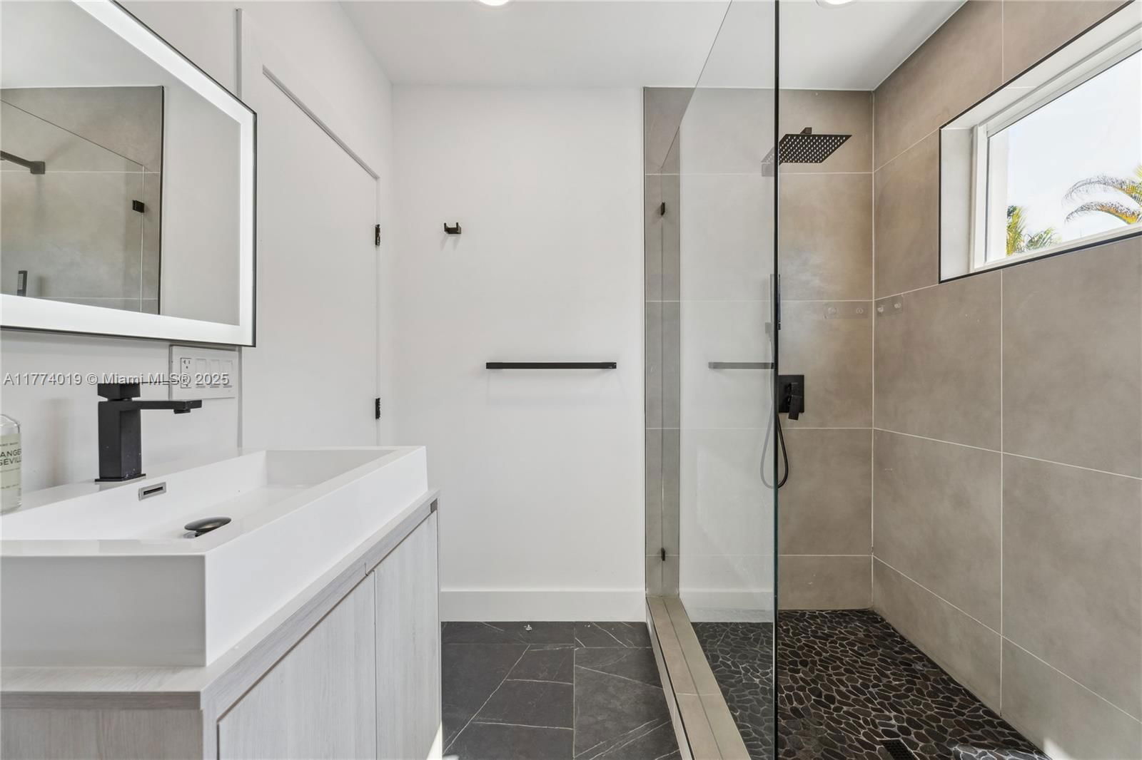 Real estate property located at 990 11th St, Miami-dade, Brickell Estates, Miami, FL
