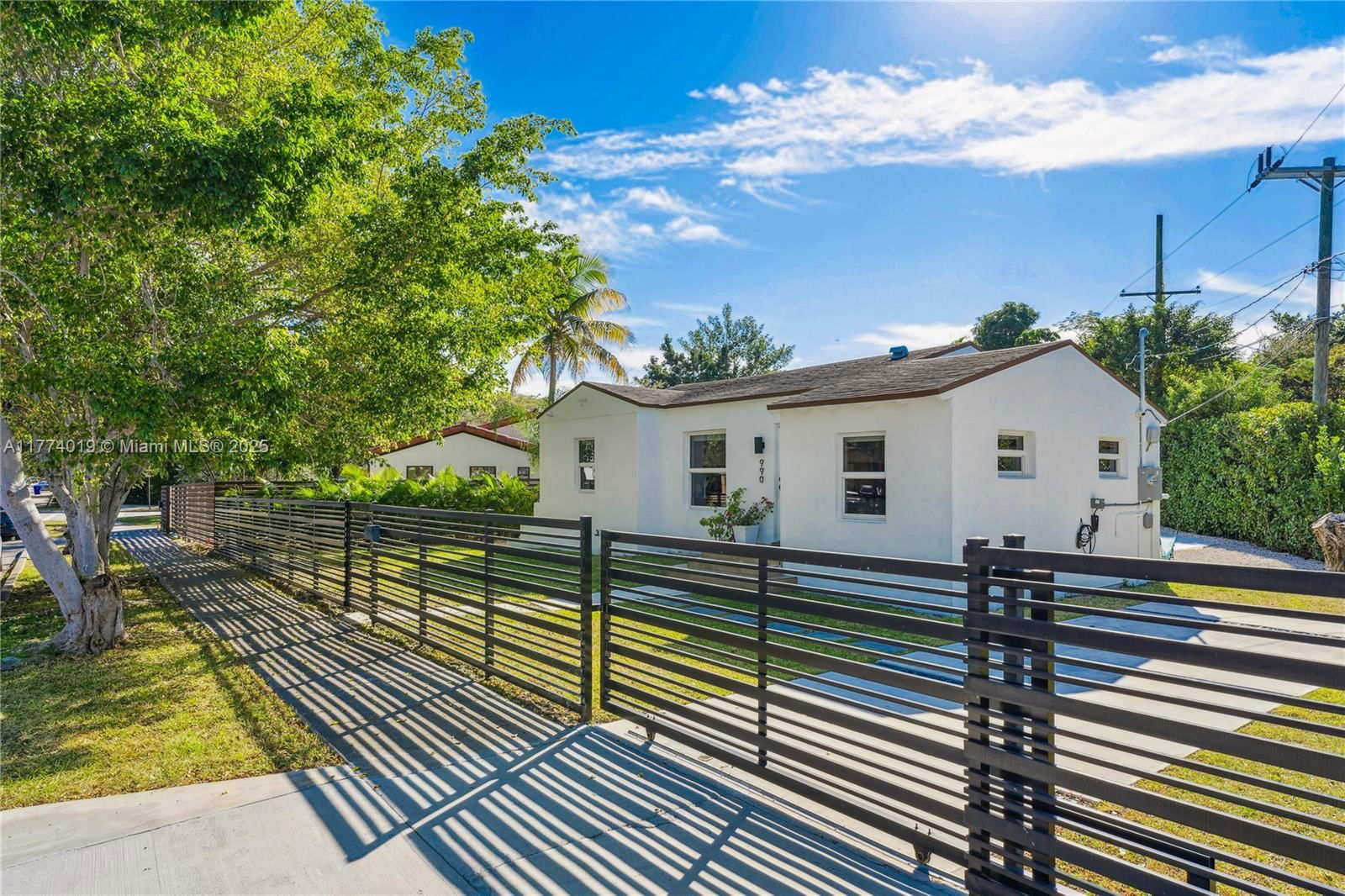 Real estate property located at 990 11th St, Miami-dade, Brickell Estates, Miami, FL
