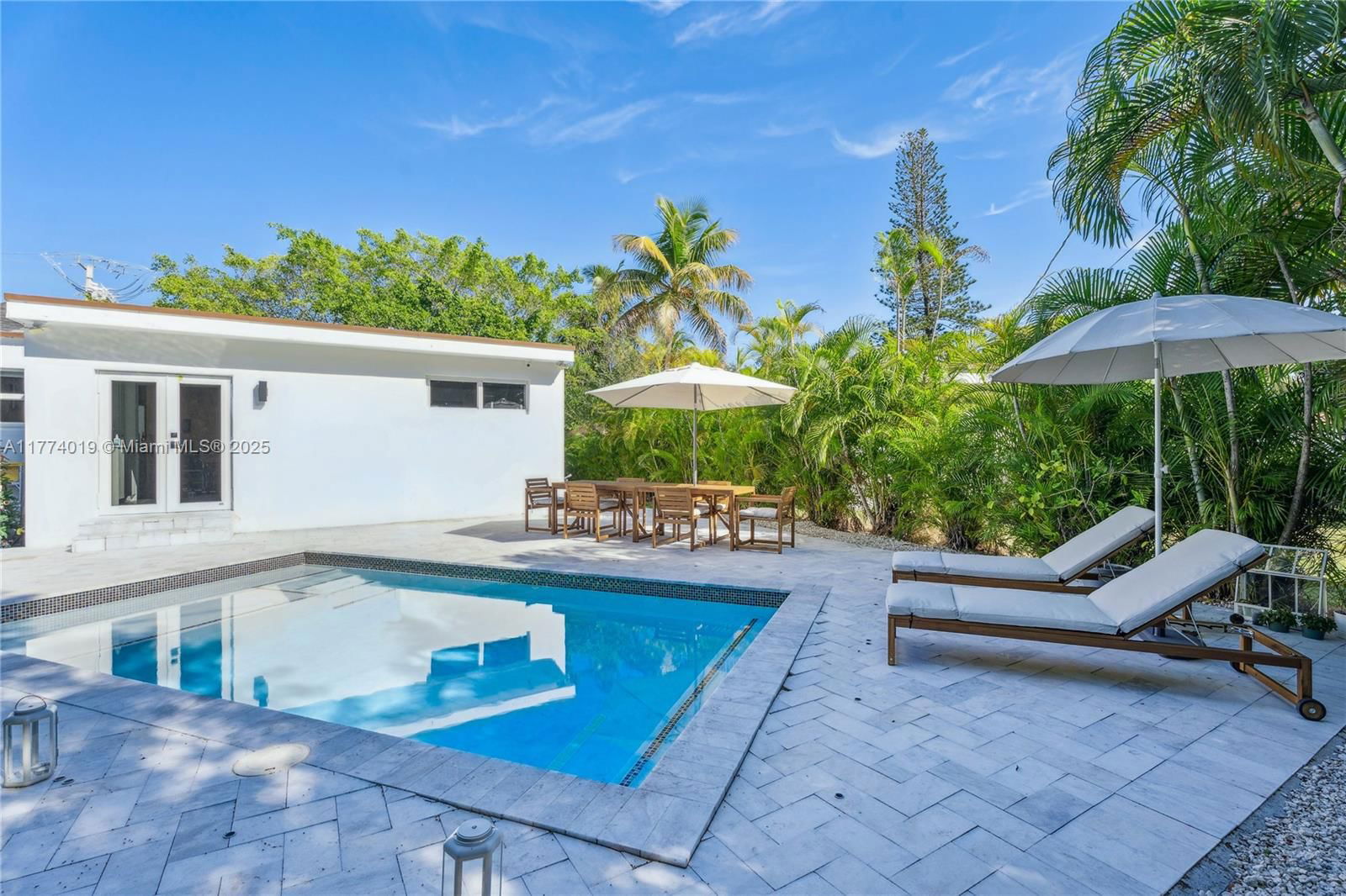 Real estate property located at 990 11th St, Miami-dade, Brickell Estates, Miami, FL