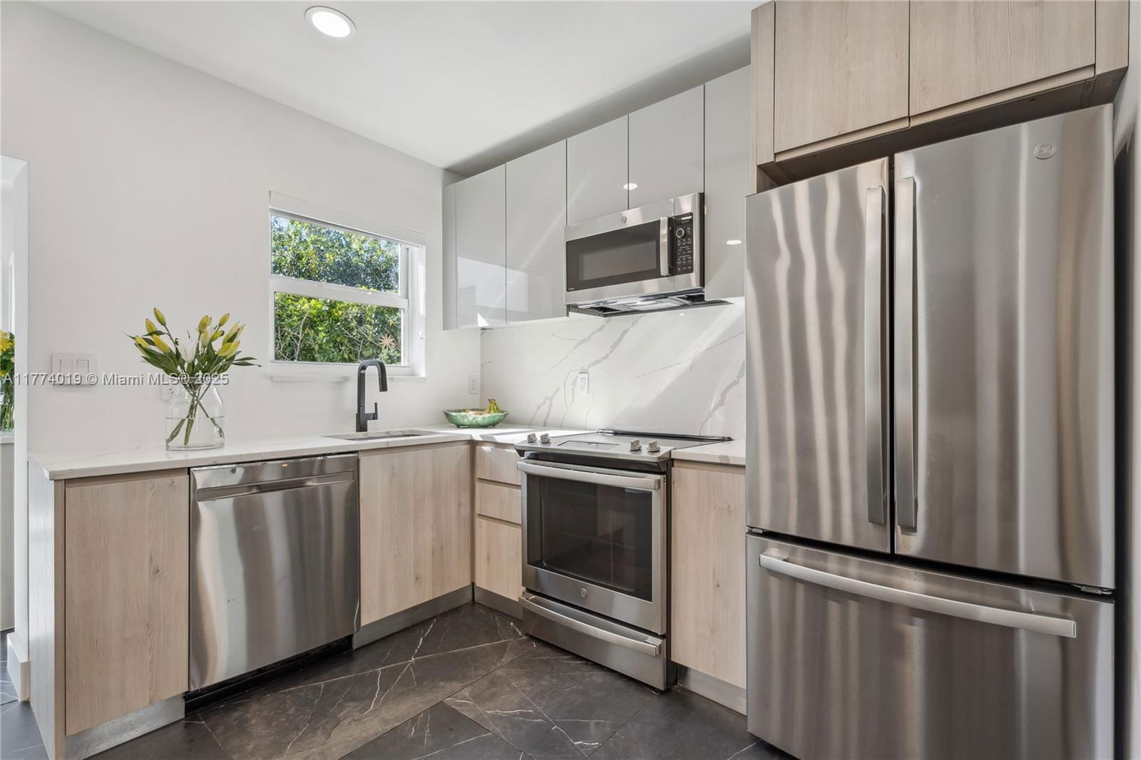 Real estate property located at 990 11th St, Miami-dade, Brickell Estates, Miami, FL