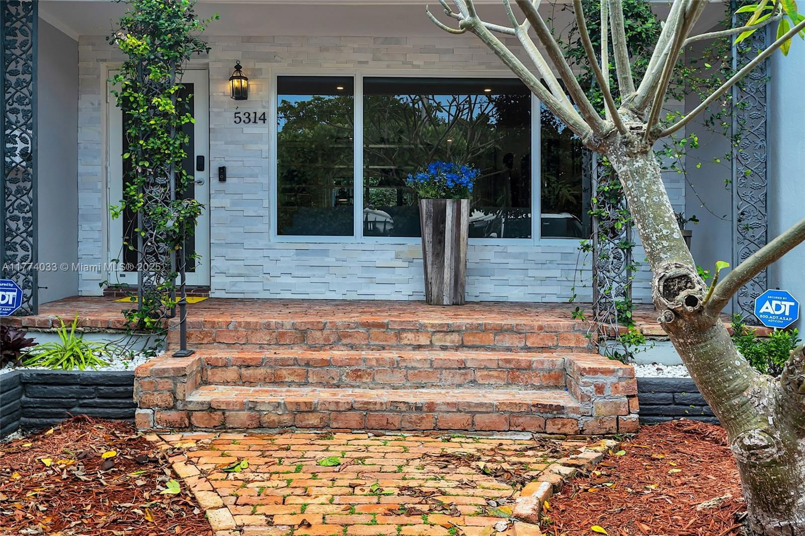 Real estate property located at 5314 Alton Rd, Miami-dade, La Gorce Golf Sub, Miami Beach, FL
