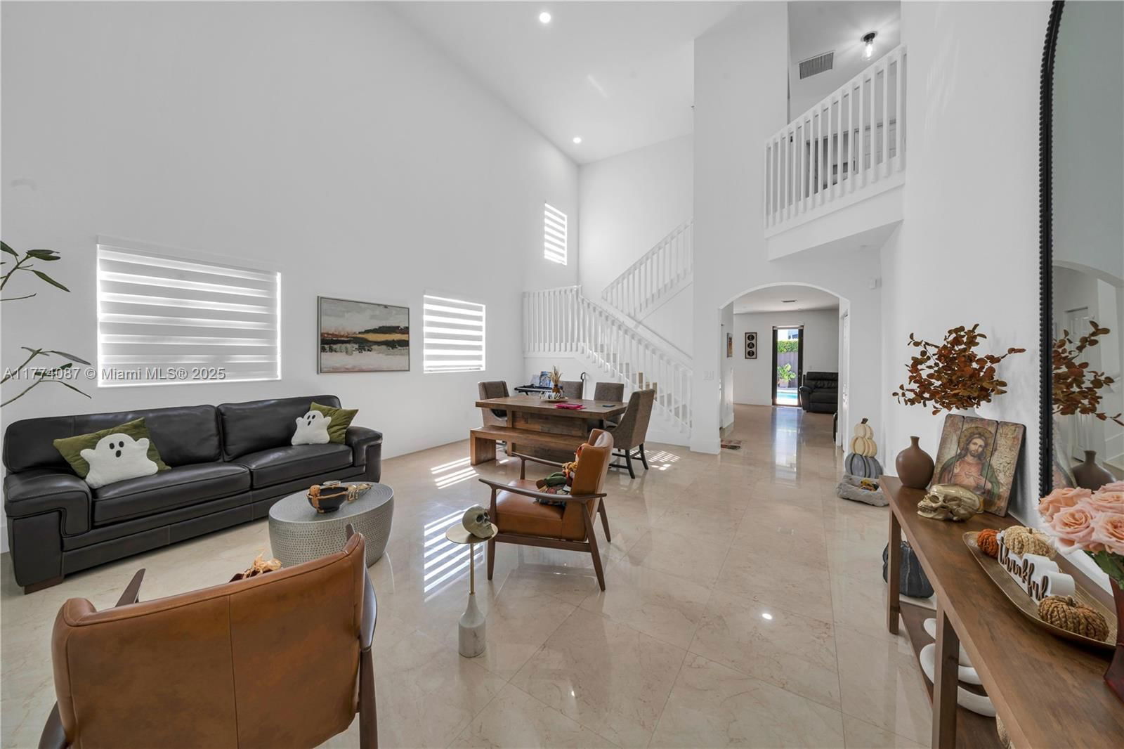 Real estate property located at 15504 116th Ter, Miami-dade, Century Gardens At Tamiam, Miami, FL