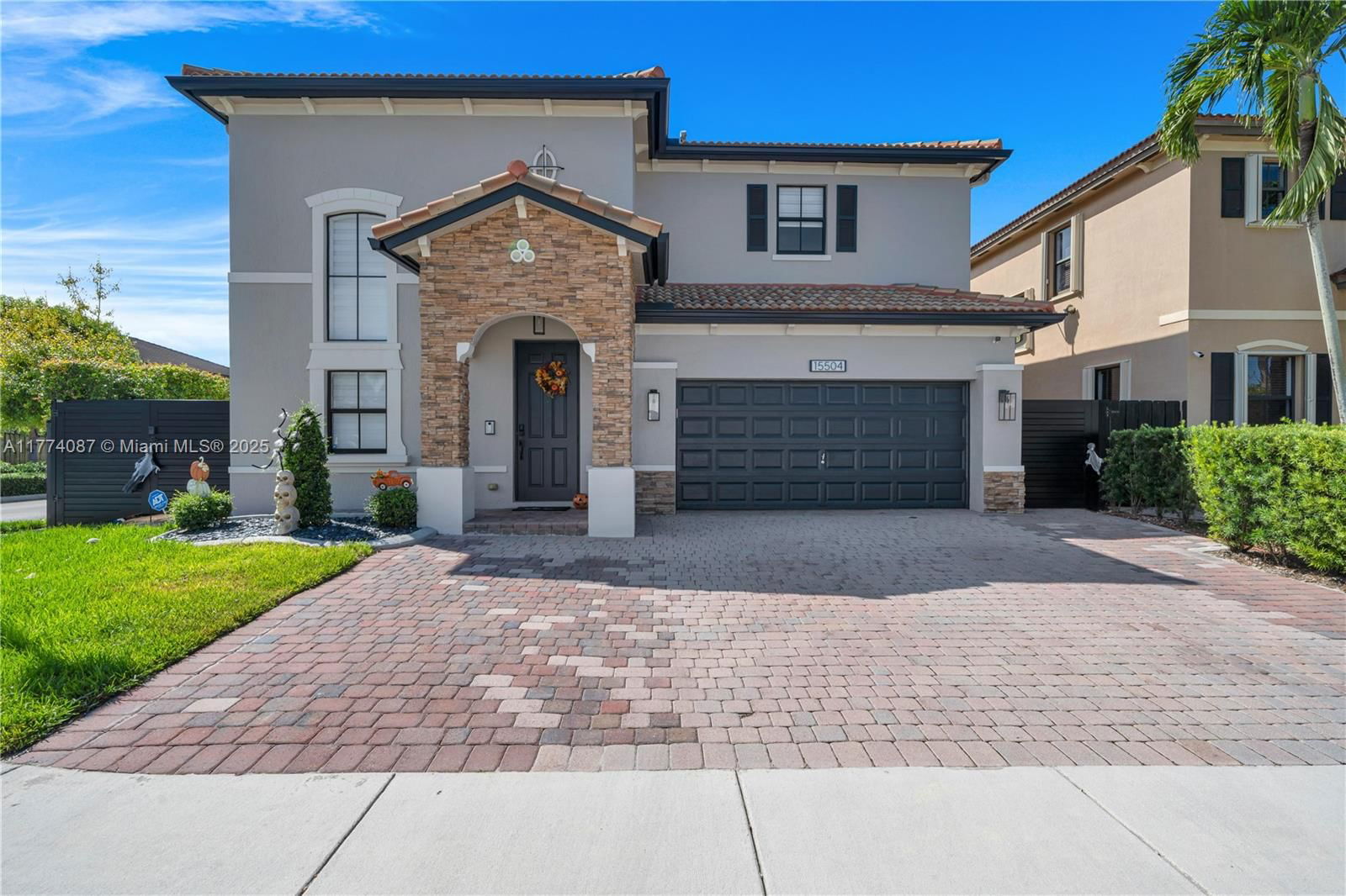 Real estate property located at 15504 116th Ter, Miami-dade, Century Gardens At Tamiam, Miami, FL