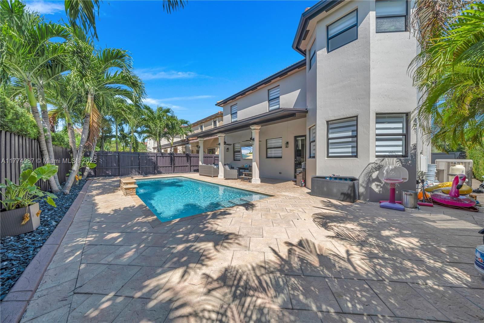 Real estate property located at 15504 116th Ter, Miami-dade, Century Gardens At Tamiam, Miami, FL