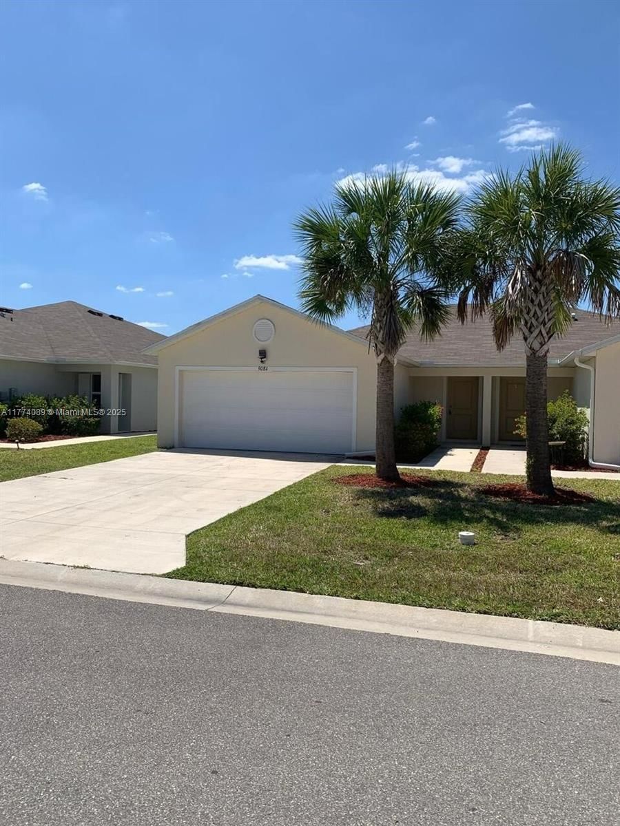 Real estate property located at 9084 Aegean Cir, Lee, Vistanna Villas, Lehigh Acres, FL