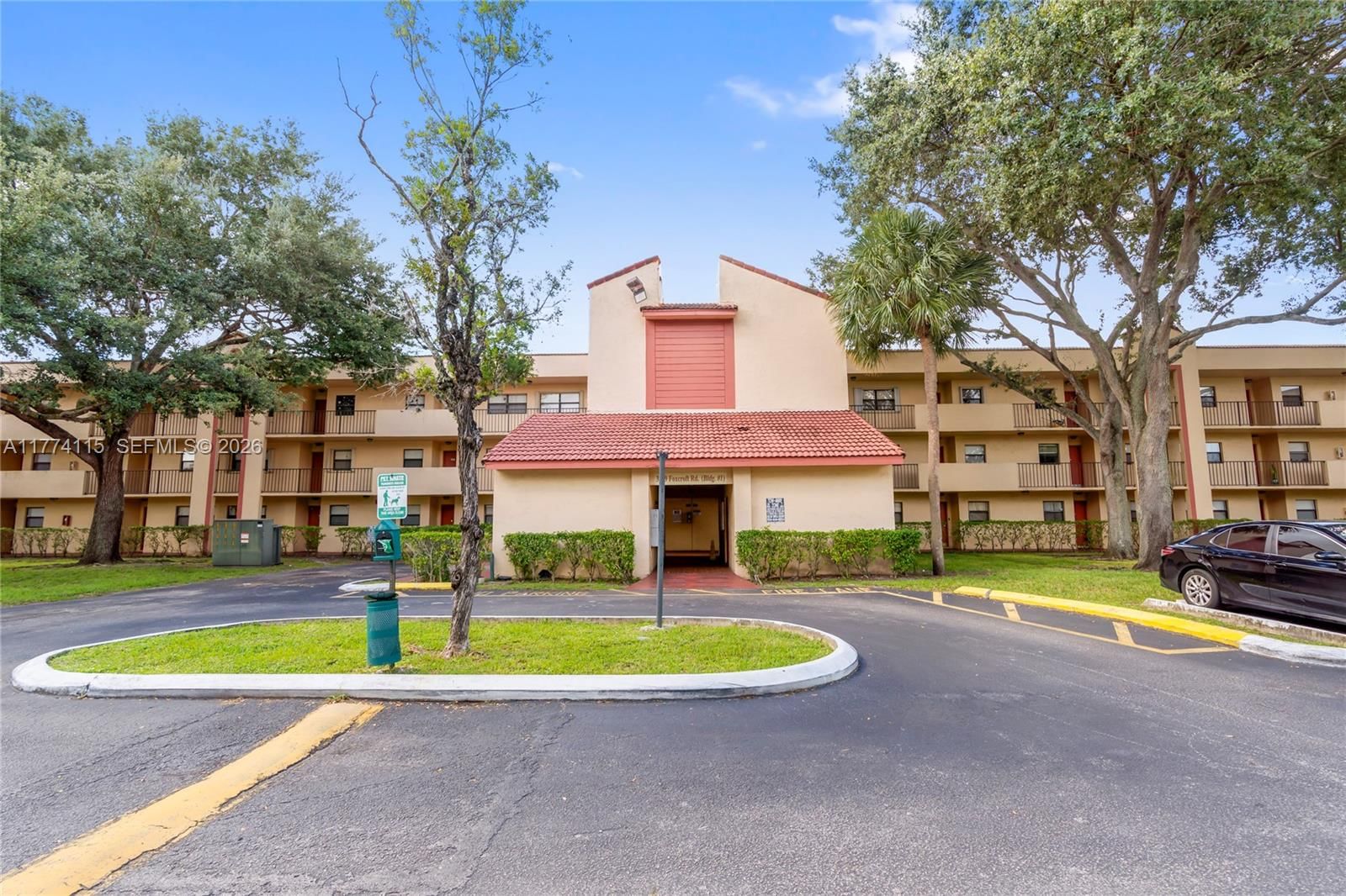 Real estate property located at 3199 Foxcroft Rd #311, Broward, Miramar Club Condominium, Miramar, FL