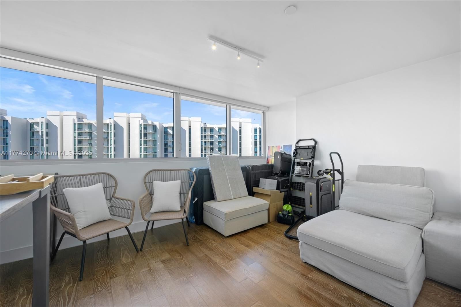 Real estate property located at 2950 188th St #525, Miami-dade, Artech Residences At Avent, Aventura, FL