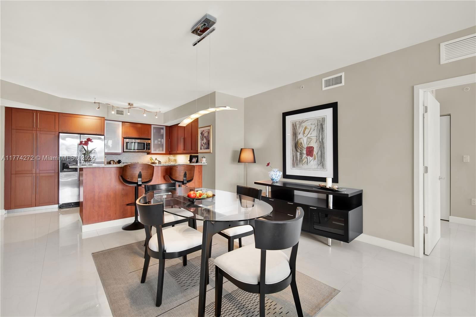 Real estate property located at 2831 Ocean Blvd #308N, Broward, Sapphire Fort Lauderdale, Fort Lauderdale, FL