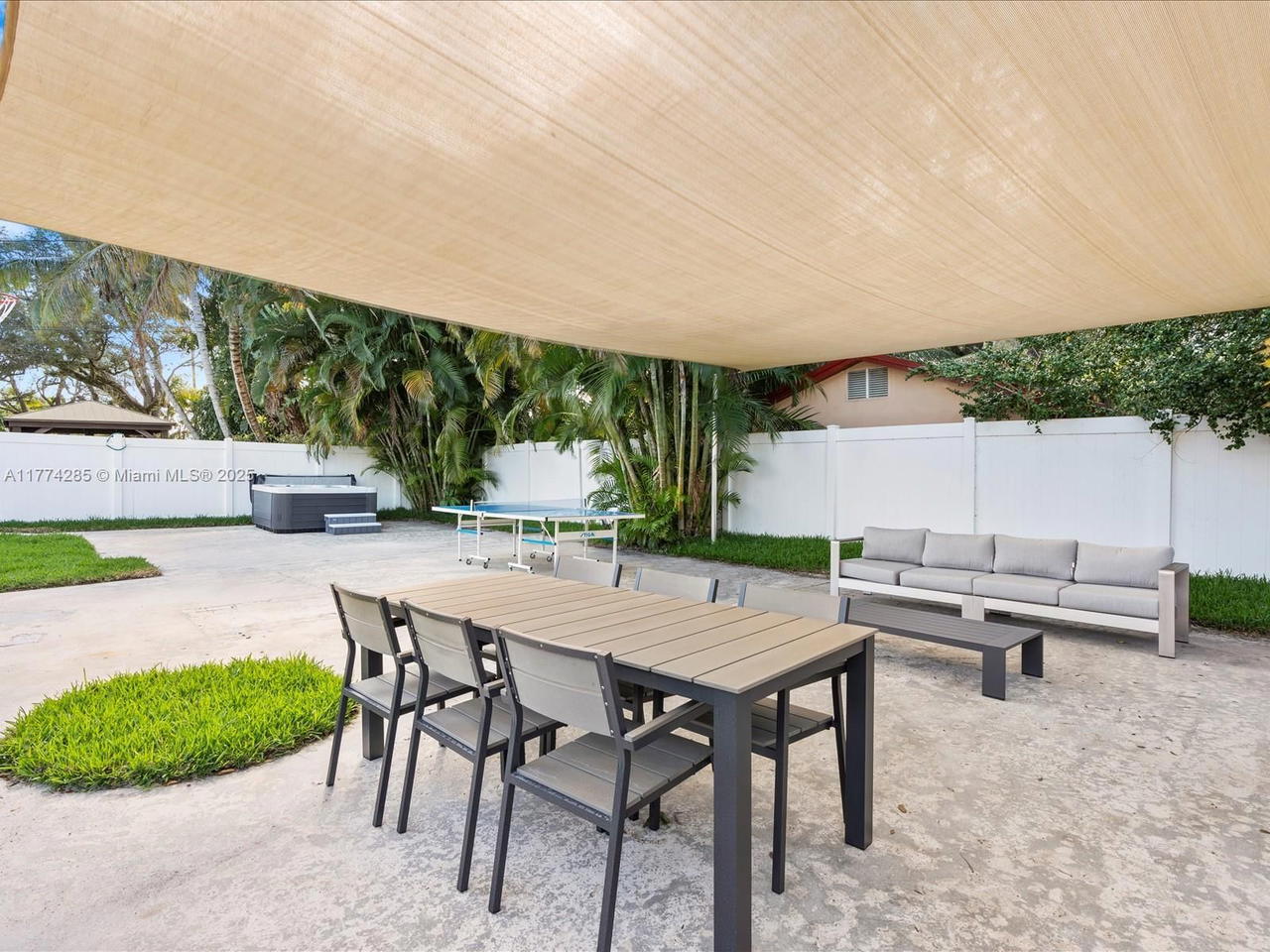 Real estate property located at 4991 29th Way, Broward, Parkview Manor, Dania Beach, FL