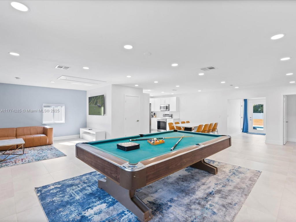 Real estate property located at 4991 29th Way, Broward, Parkview Manor, Dania Beach, FL