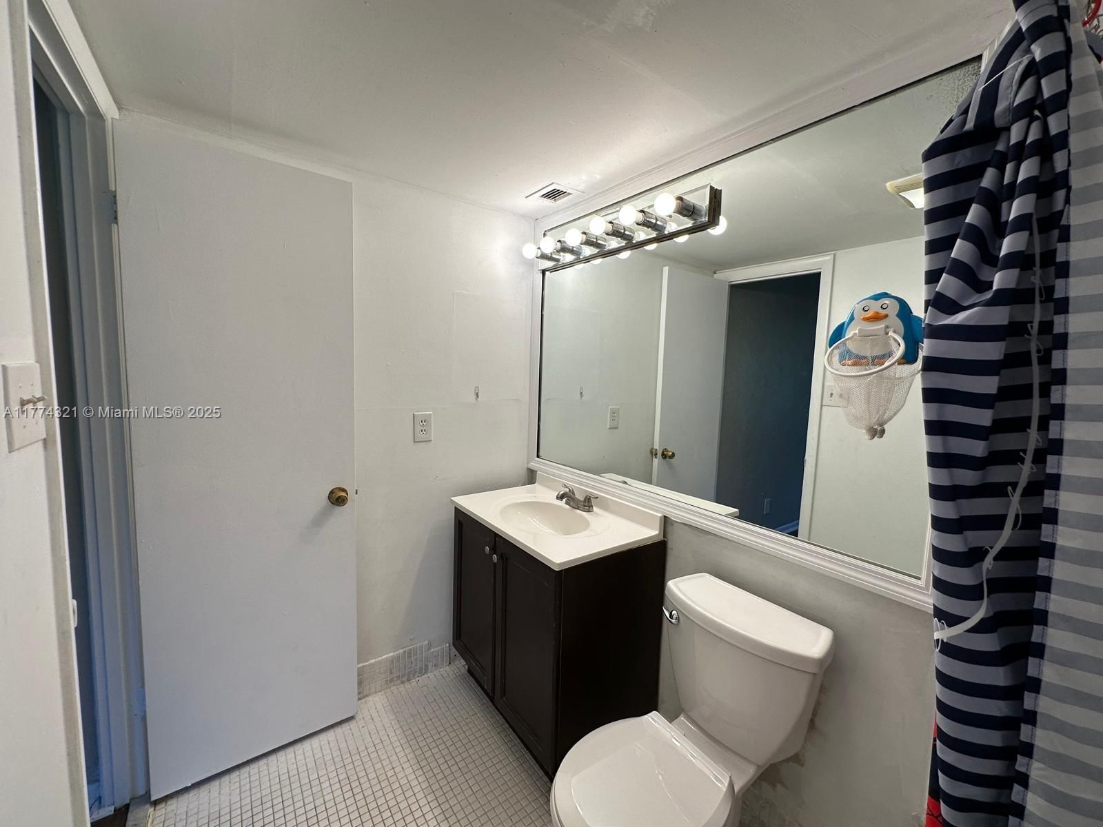 Real estate property located at , Broward, Garden Lakes Of Inverrary, Lauderhill, FL