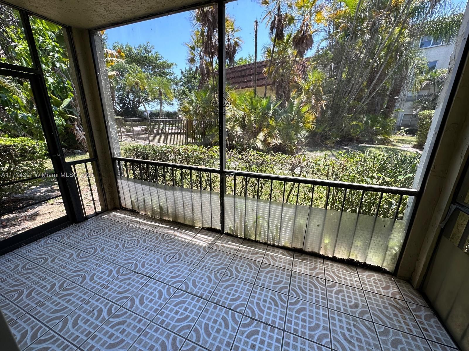 Real estate property located at , Broward, Garden Lakes Of Inverrary, Lauderhill, FL