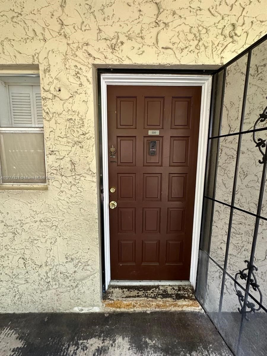 Real estate property located at , Broward, Garden Lakes Of Inverrary, Lauderhill, FL