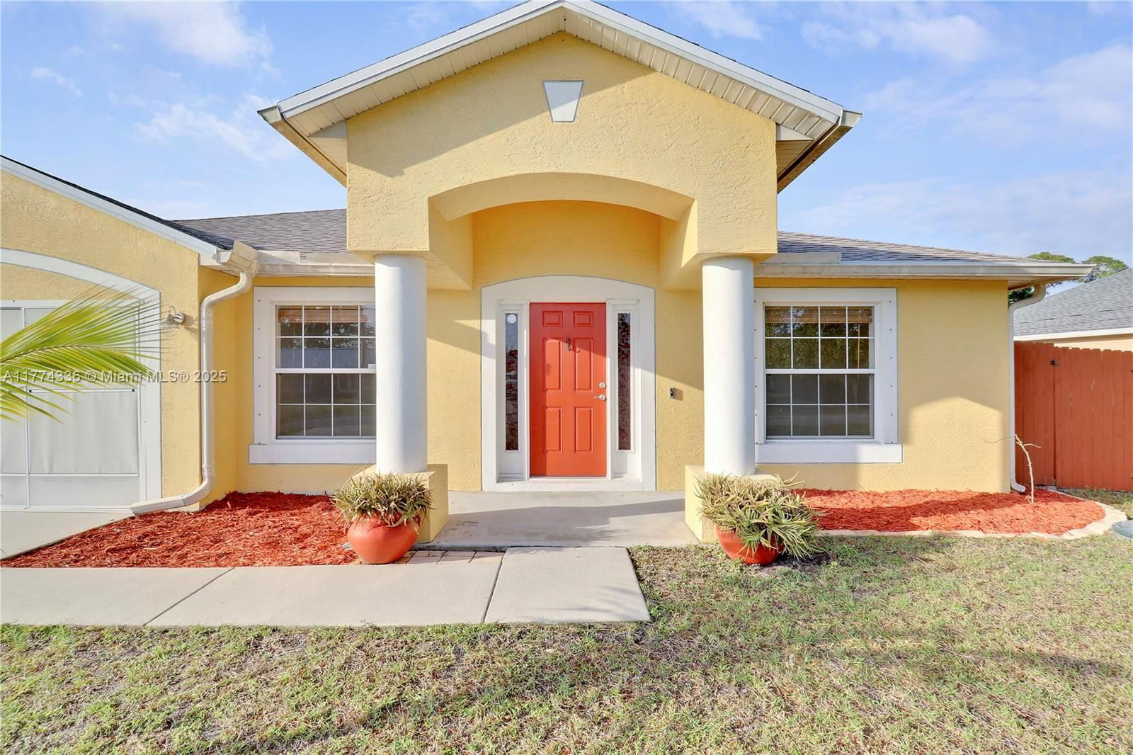 Real estate property located at 2949 Buccaneer Cir, St Lucie, Port St Lucie Section 40, Port St. Lucie, FL