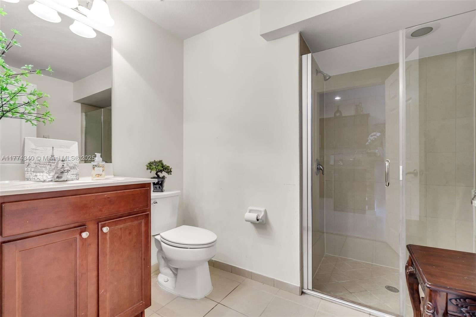 Real estate property located at 10228 88th Ter #10228, Miami-dade, Grand Bay North, Doral, FL